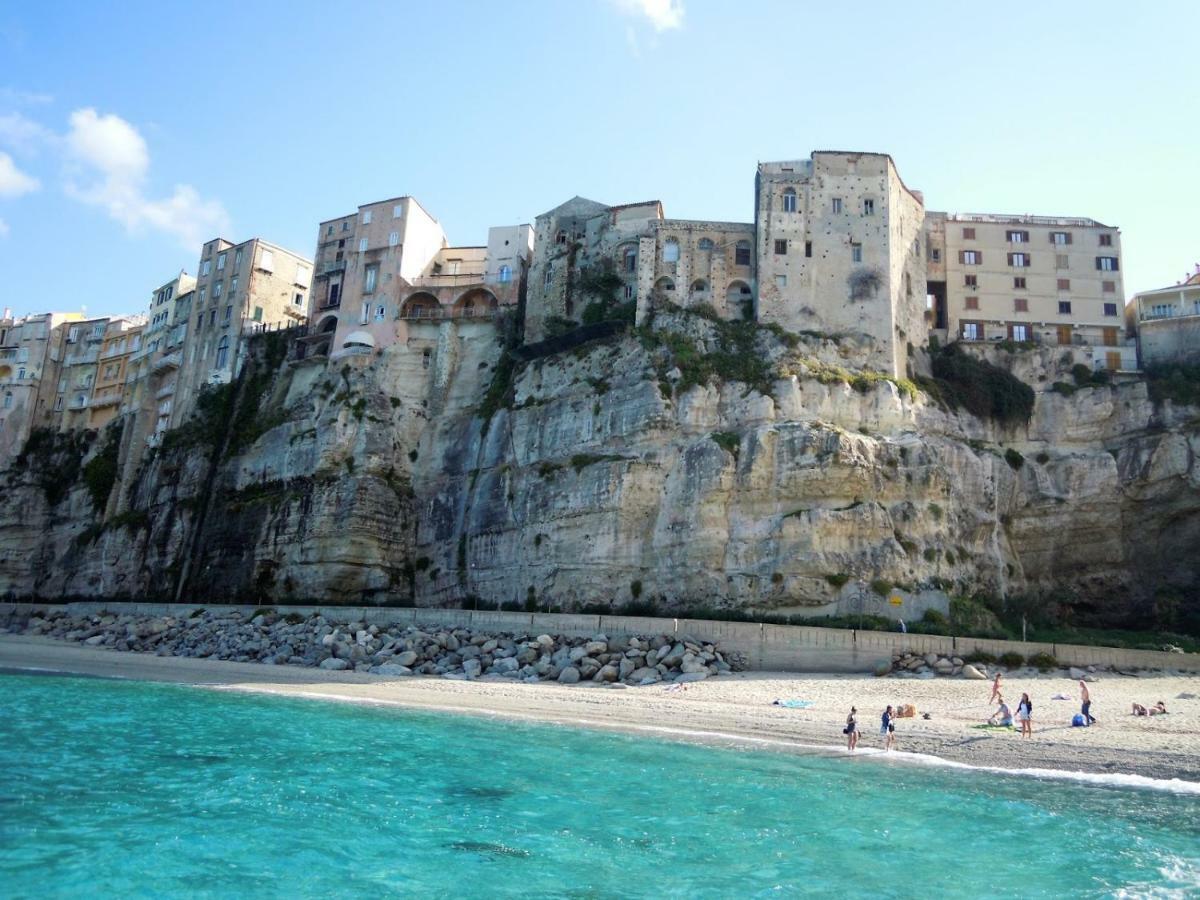 דירות Astoria Tropea Centro Storico מראה חיצוני תמונה